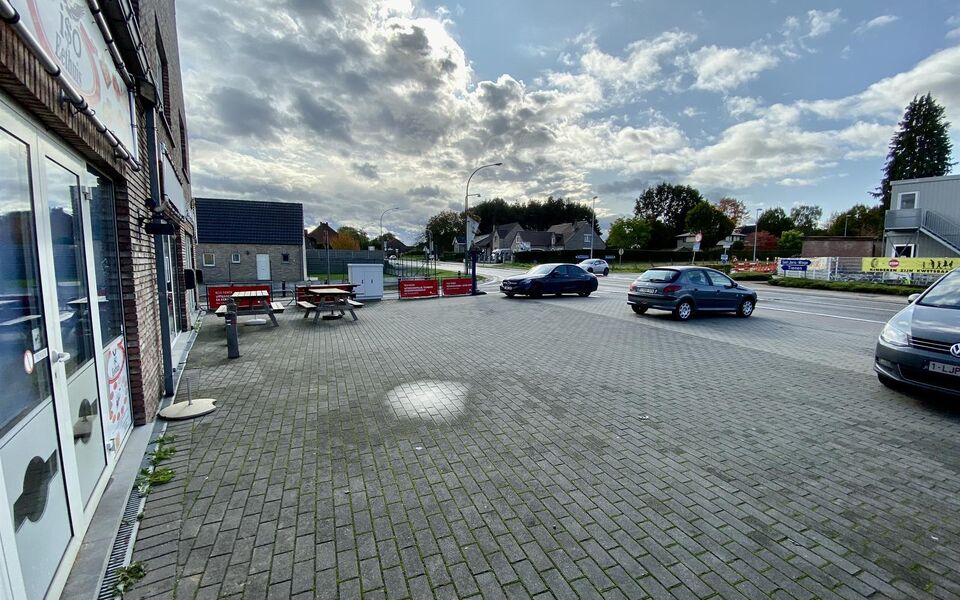 Commercieel gelijkvloers te huur in Tienen