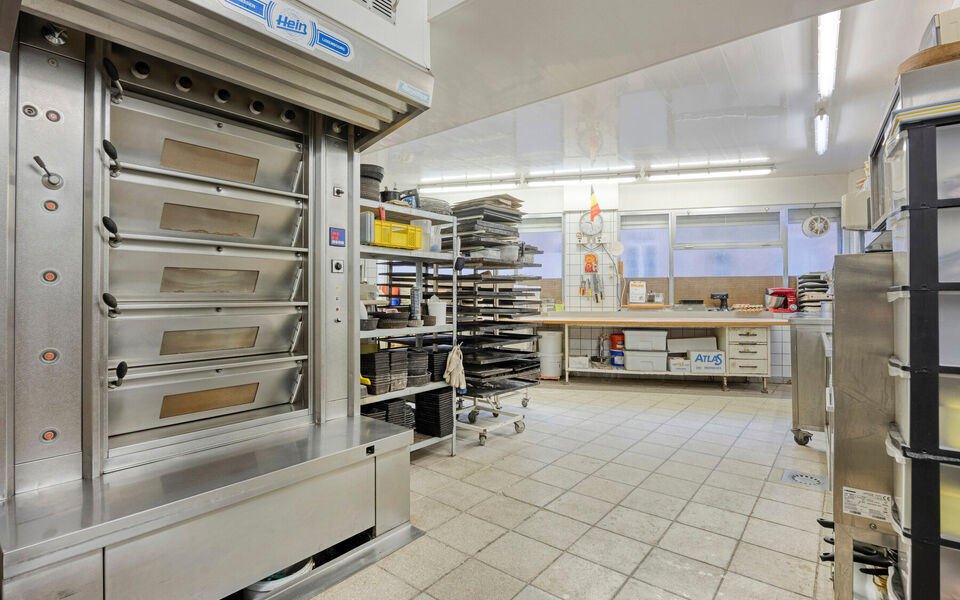 Gebouw voor gemengd gebruik te koop in Tienen