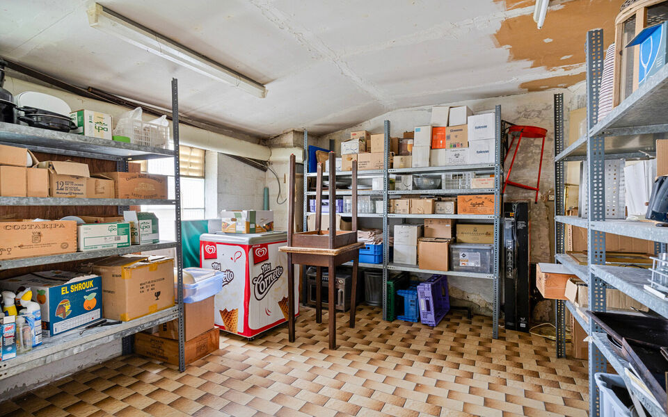 Gebouw voor gemengd gebruik te koop in Tienen