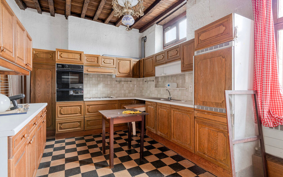 Gebouw voor gemengd gebruik te koop in Tienen